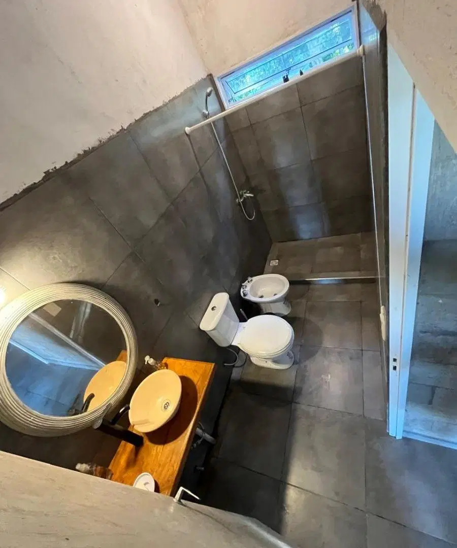 Hermosa casa quinta con pileta en Riachuelo 3