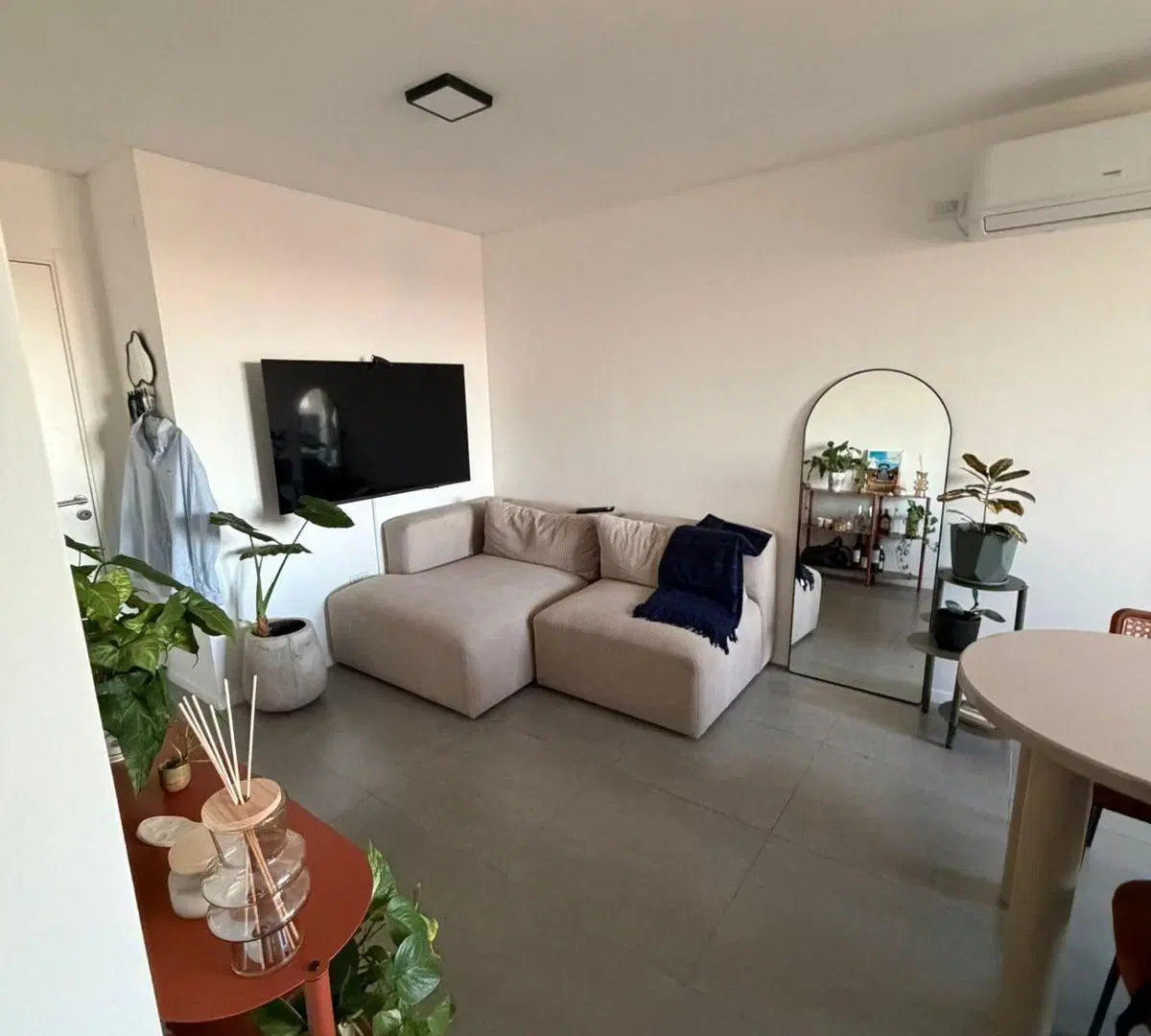 DEPTO EN VENTA DE 1 DORMITORIO CON BALCON/ASADOR EN COMPLEJO CIUDAD GAMA 3