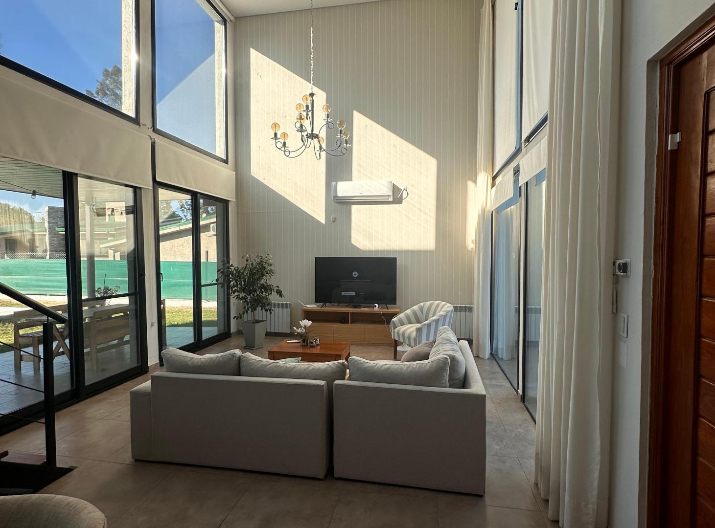 Foto de CASA EN VENTA EN LA ARBOLADA 3 DORMITORIOS- CONTRUCCION EN SECO, imagen 4