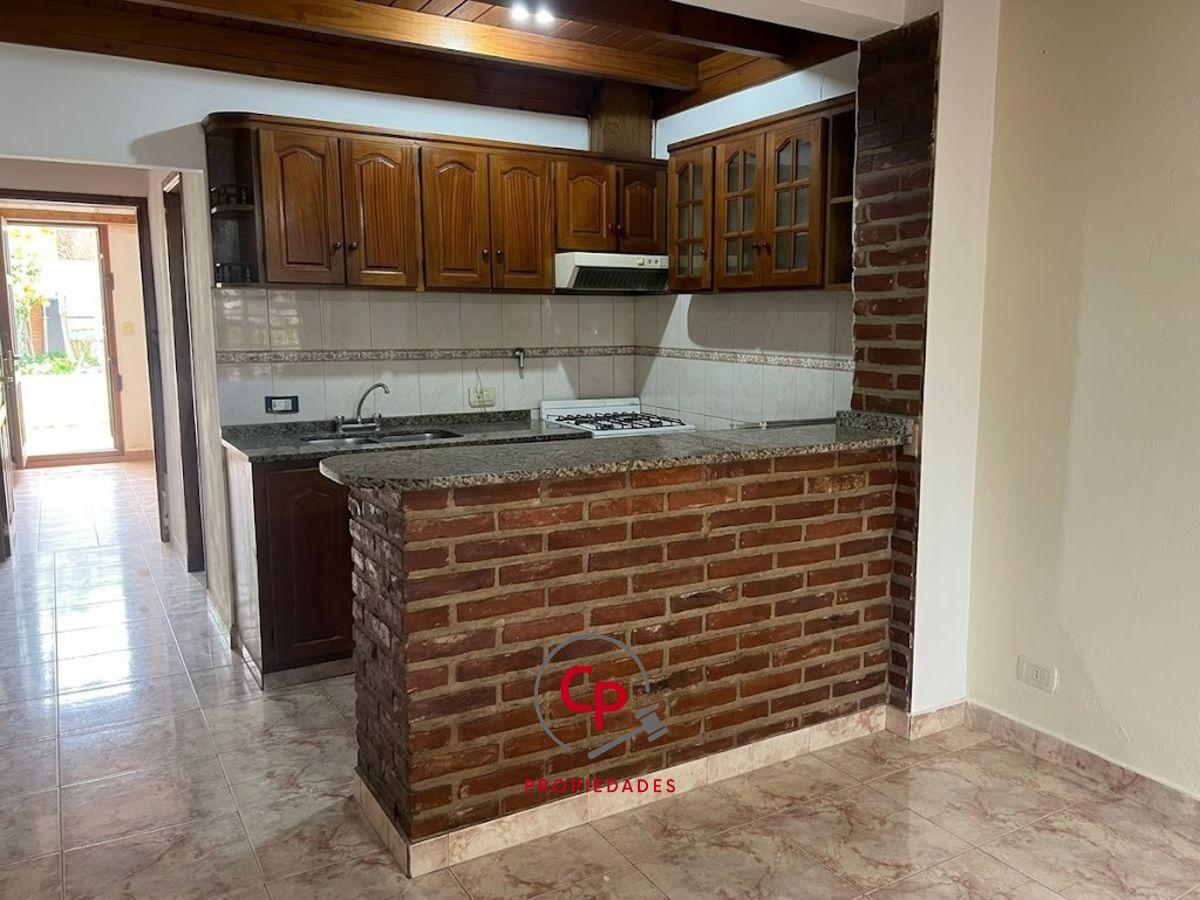 Foto de Venta - 2 Ph En Block al Frente - Barrio Constitución - Entrada Para, imagen 3