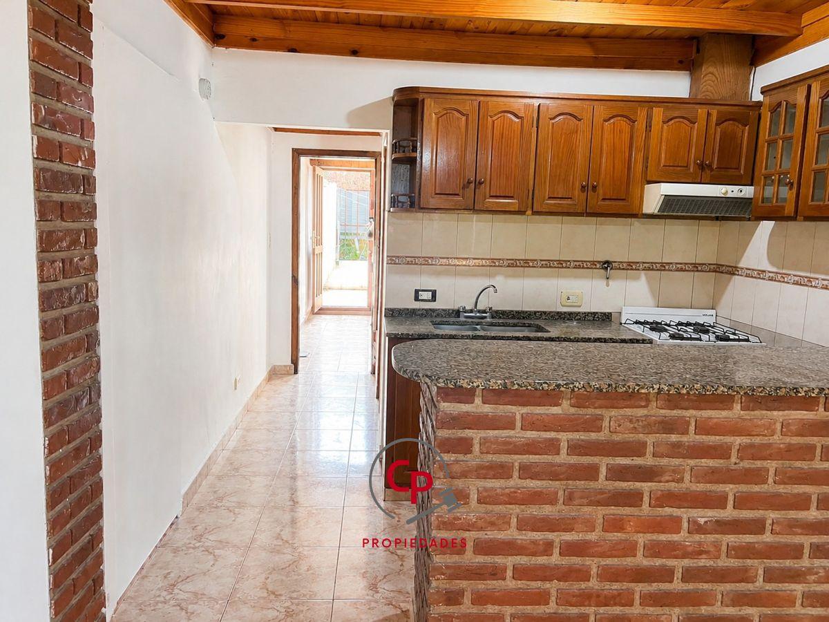 Foto de Venta - 2 Ph En Block al Frente - Barrio Constitución - Entrada Para, imagen 5