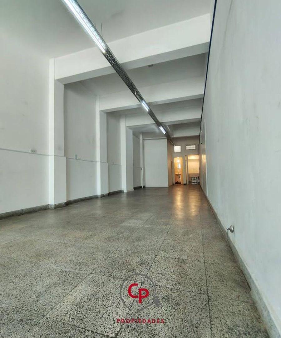 Foto de Venta - Local Comercial - Jara 1800 - Amplio - Varios Rubros, imagen 2