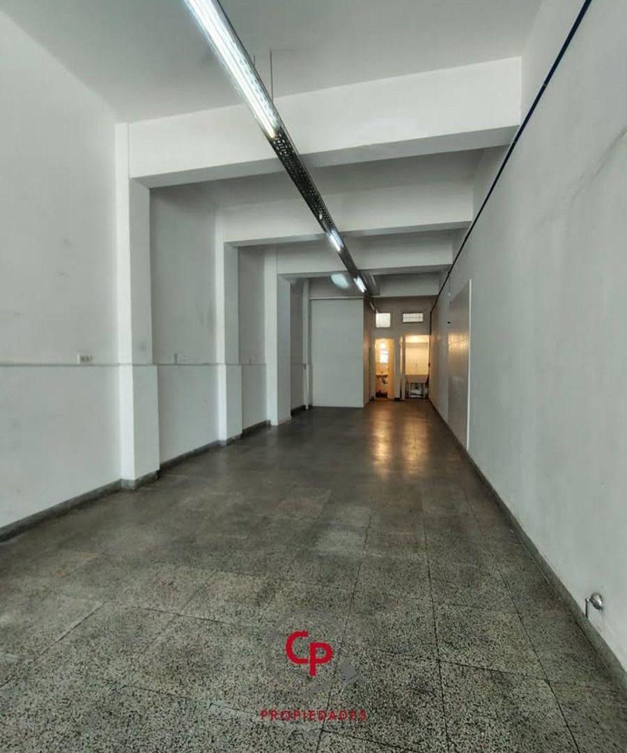 Foto de Venta - Local Comercial - Jara 1800 - Amplio - Varios Rubros, imagen 4