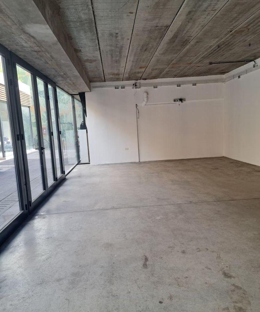 Foto de OFICINA/LOCAL EN ALQUILER 51 ENTRE 4 Y 5 PASEO COMERCIAL PATIO ESCONDIDO 168 METROS TOTALES, imagen 5