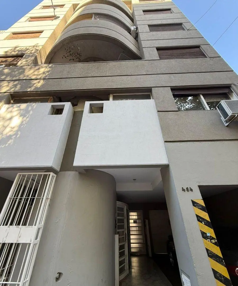 DEPARTAMENTO EN ALQUILER - 51 ENTRE 4 Y 5 - DOS DORMITORIOS - BALCÓN 2