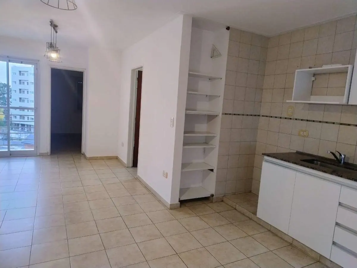 DEPARTAMENTO EN ALQUILER UBICADO EN 43 Y 24 1 DORMITORIO 5