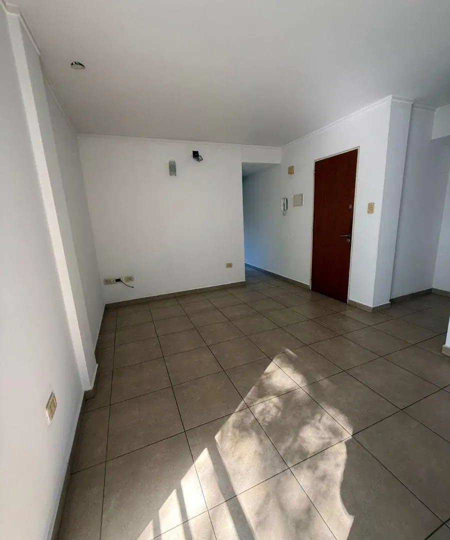 DEPARTAMENTO EN ALQUILER - 1 DORMITORIO - 38 ENTRE 5 Y 6 - BALCON 5