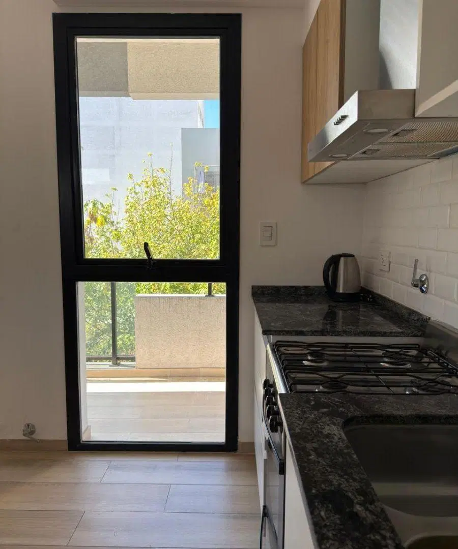 HERMOSO DEPARTAMENTO EN ALQUILER 3 ENTRE 38 Y 39 1 DORMITORIO 5