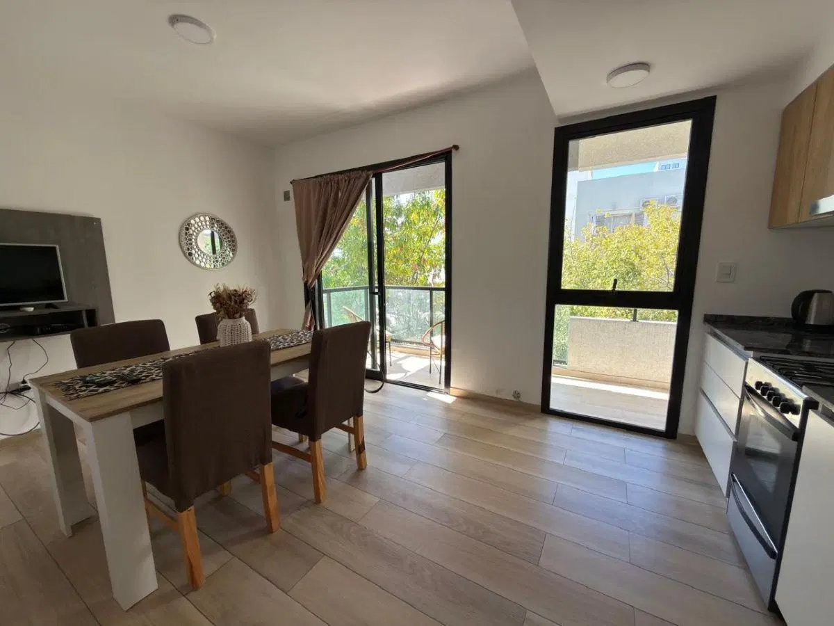 HERMOSO DEPARTAMENTO EN ALQUILER 3 ENTRE 38 Y 39 1 DORMITORIO 2