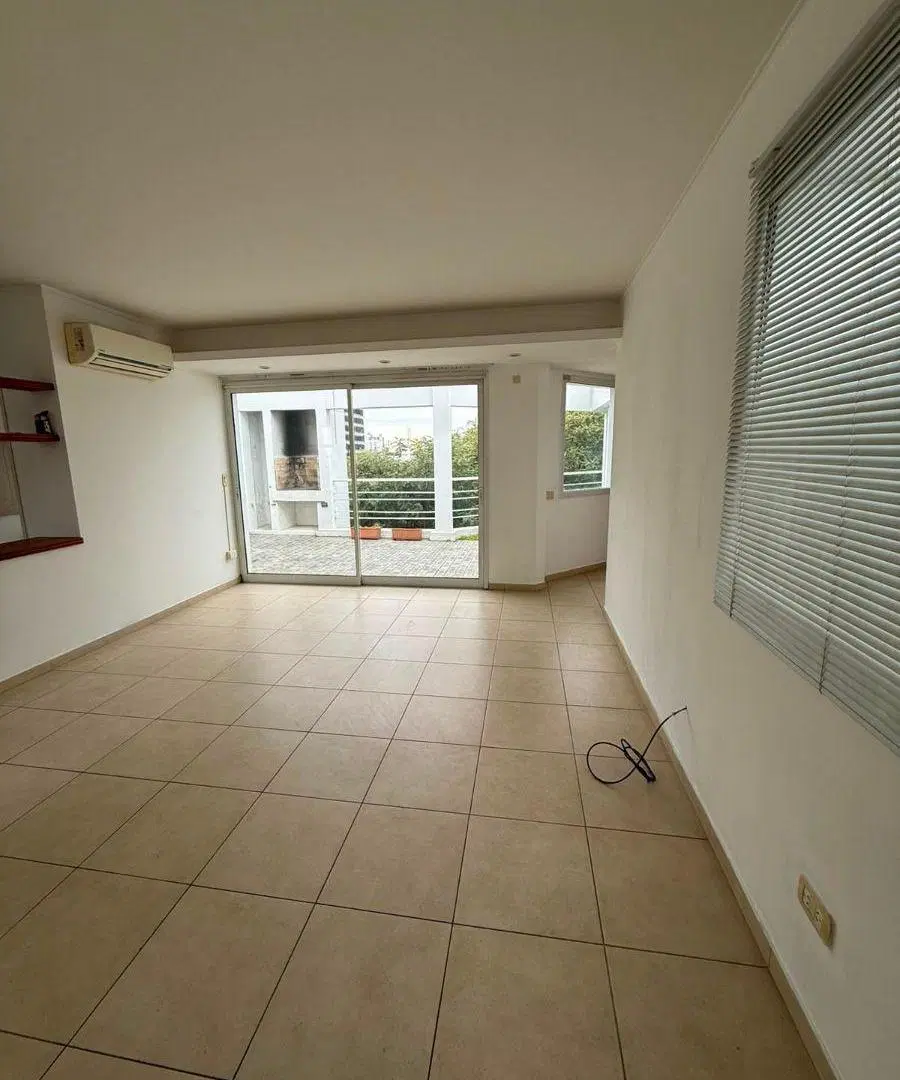 DEPARTAMENTO EN ALQUILER - 38 ENTRE 5 Y 6 - 2 DORMITORIOS - BALCÓN CON PARRILLA 5