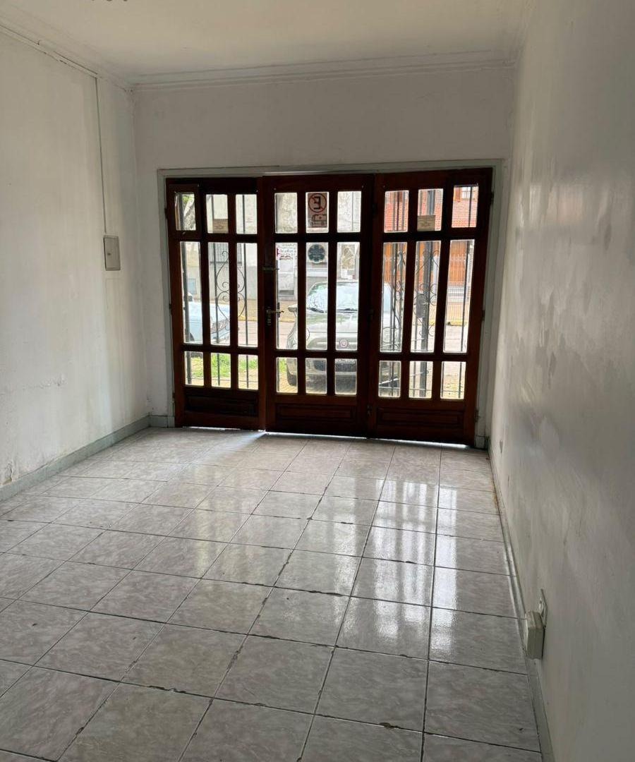 Foto de CASA AL FRENTE IDEAL DESTINO COMERCIAL/ESTUDIO 10 ENTRE 34 Y 35, imagen 3