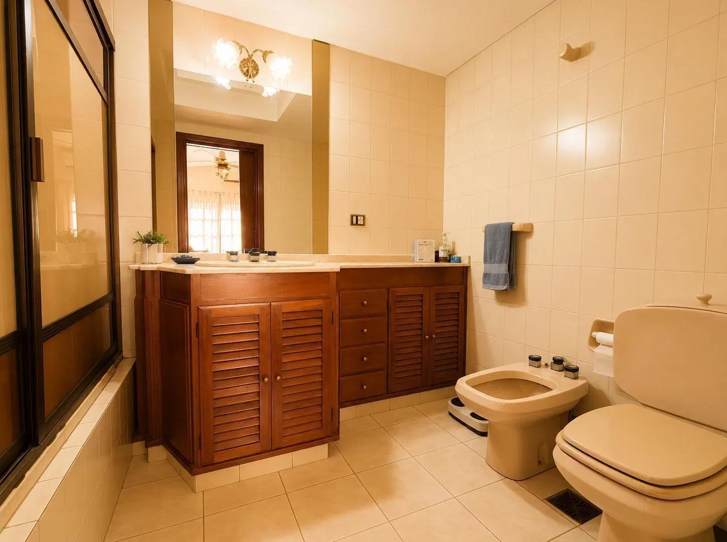 Casa en venta - Flores - Duplex de 6 ambientes con quincho y cochera 8