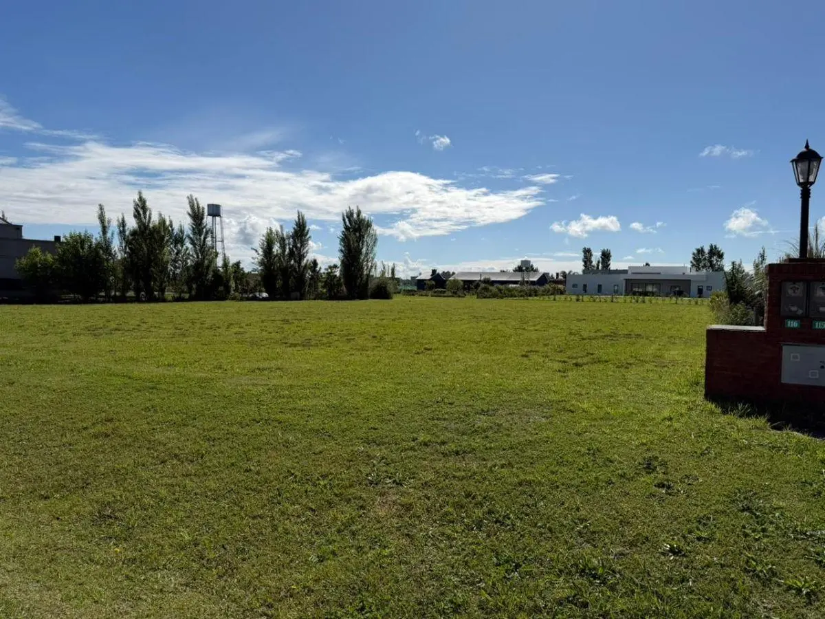 VENTA LOTE 2000 M2 - COMARCAS DE LUJAN 5