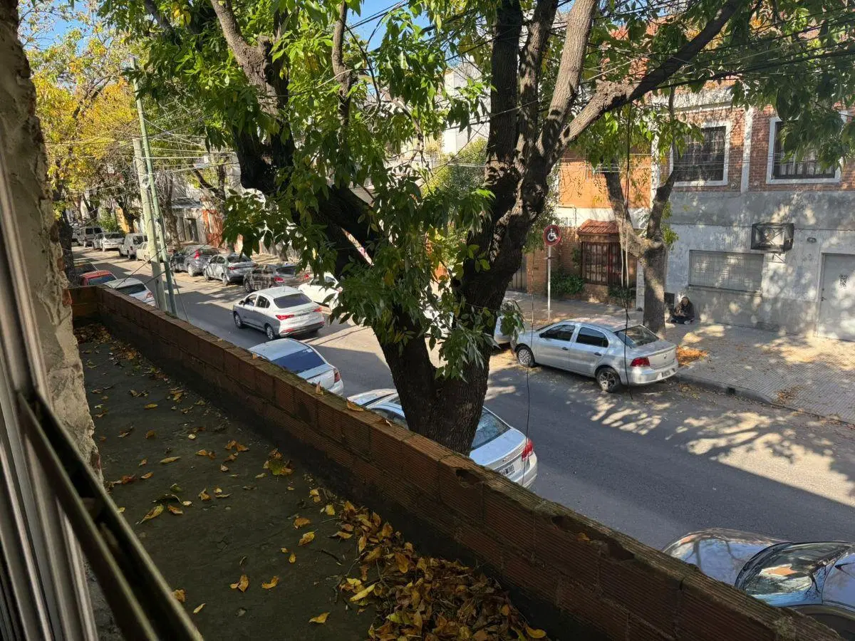 CASA EN VENTA 3 AMBIENTES A RECICLAR EN MATADEROS 4