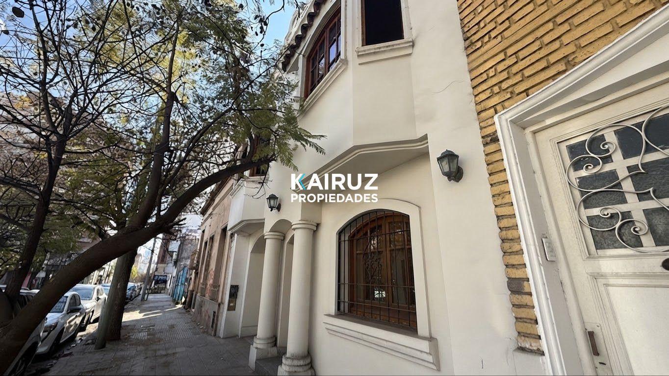 Foto de OFICINA EN VENTA EN BARRIO GÜEMES - USO COMERCIAL/ OFICINA, imagen 1