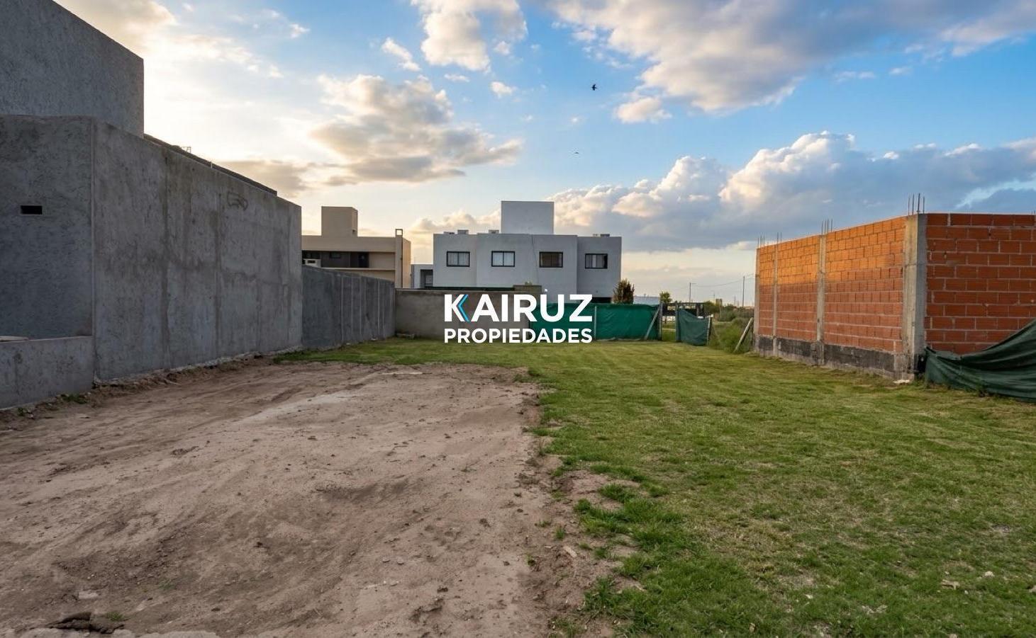 Foto de VENDO LOTE COMERCIAL / APTO DUPLEX EN DOCTA BOULEVARD, imagen 5