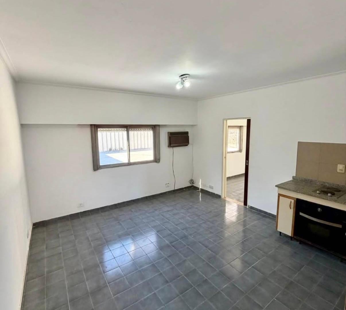 Foto de Departamento 2 ambientes alquiler Florencio Varela centro., imagen 4