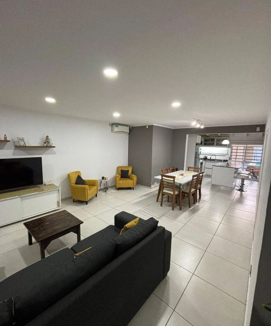 Casa a la venta con pileta Mar de Ajó