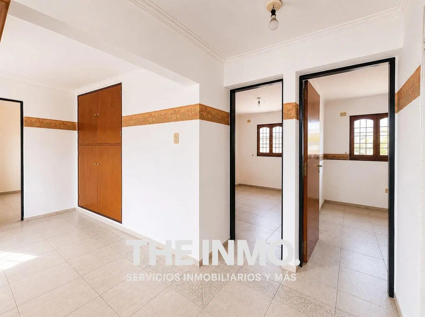 Casa en Villa Nueva de 300 m2 con 6 dormitorios en alquiler 1