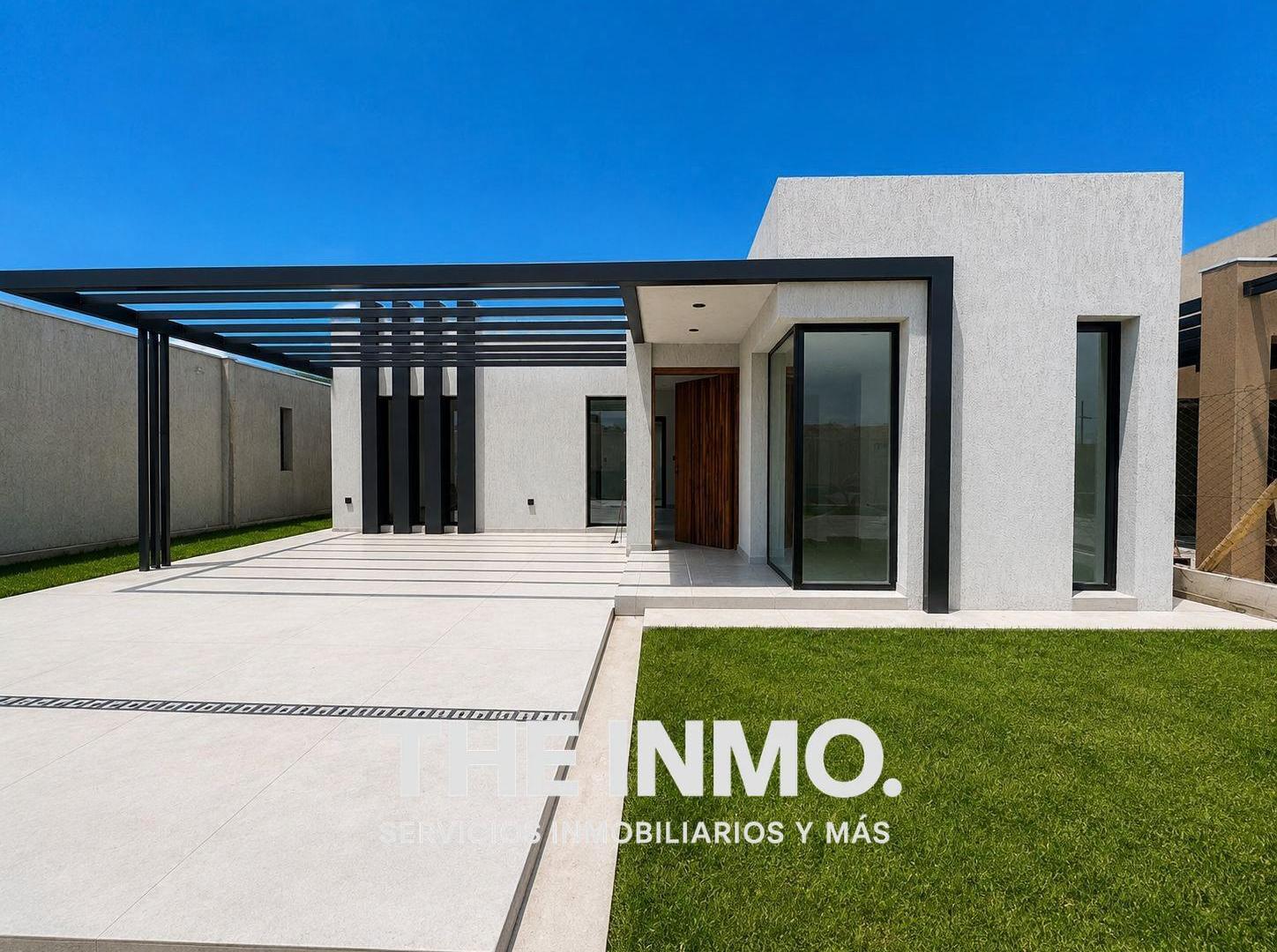 Casa en venta en Luján de Cuyo con 300 m2 y 3 dormitorios