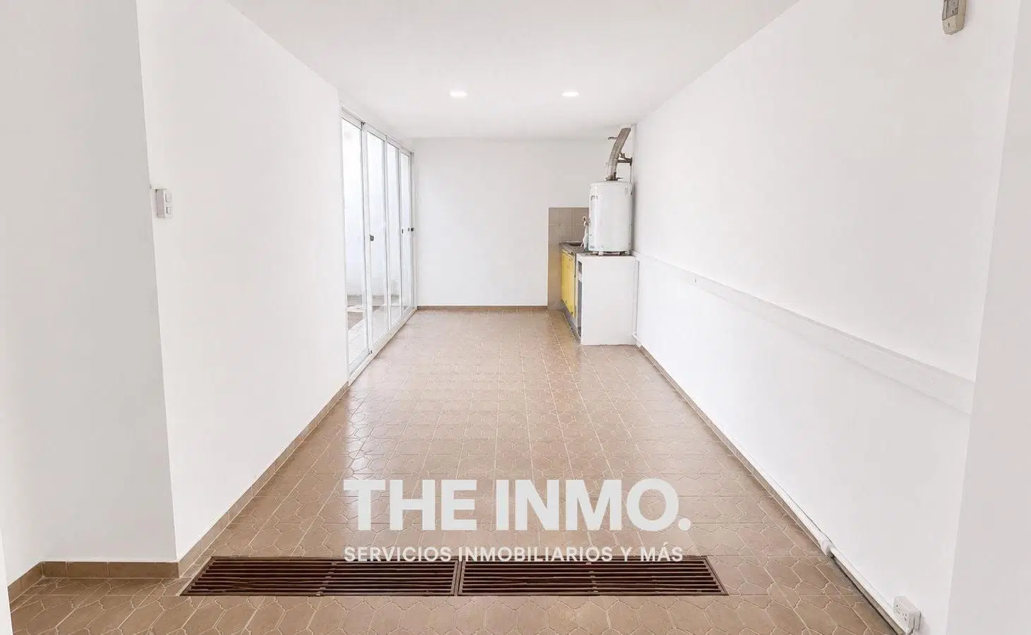 Casa de 190 m² con 3 dormitorios en alquiler en Unimev 5
