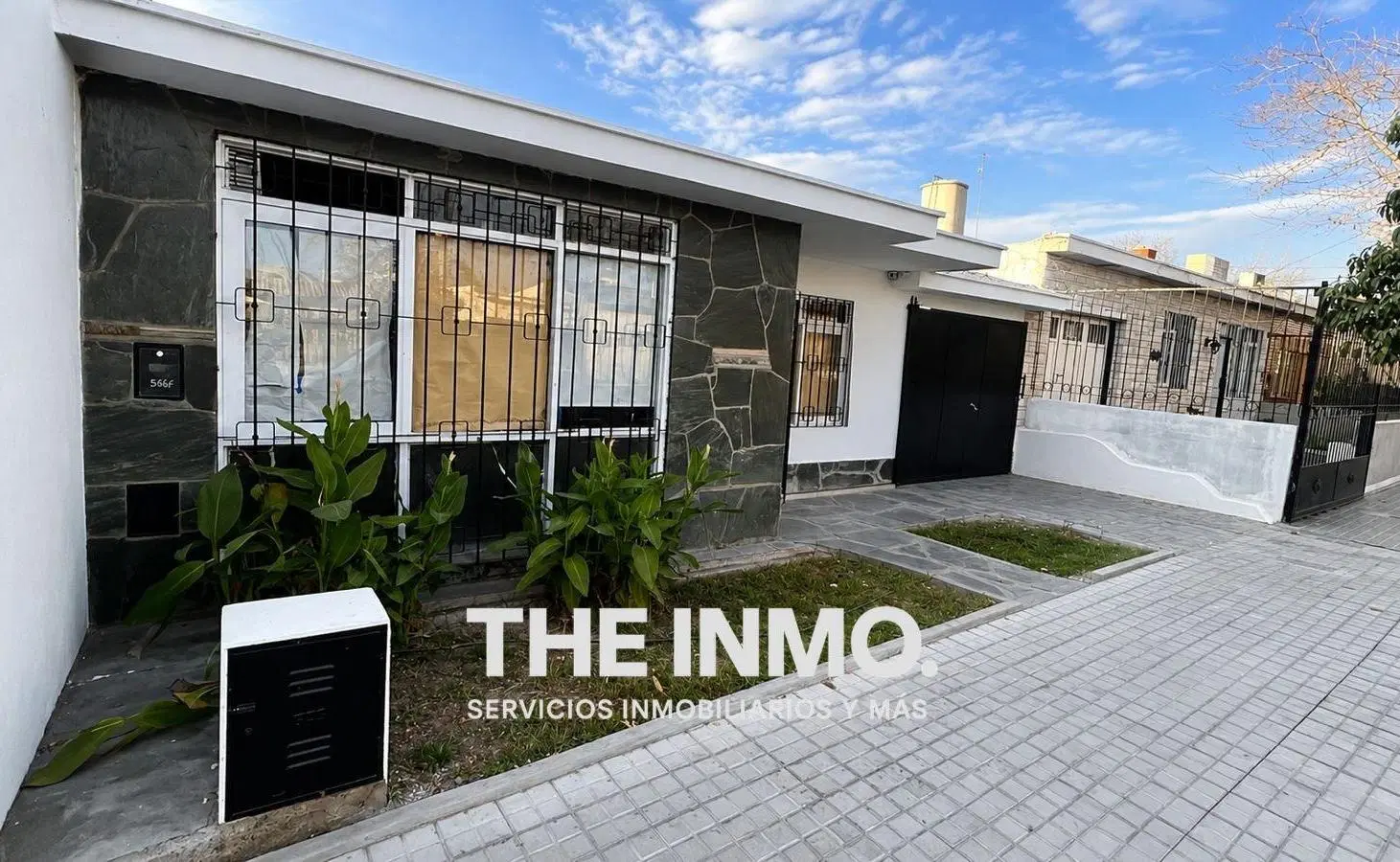 Casa de 190 m² con 3 dormitorios en alquiler en Unimev 2