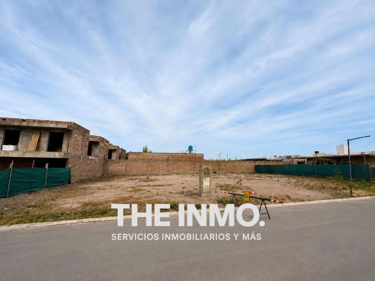 Terreno de 315 m2 en venta en Rodeo de la Cruz 4