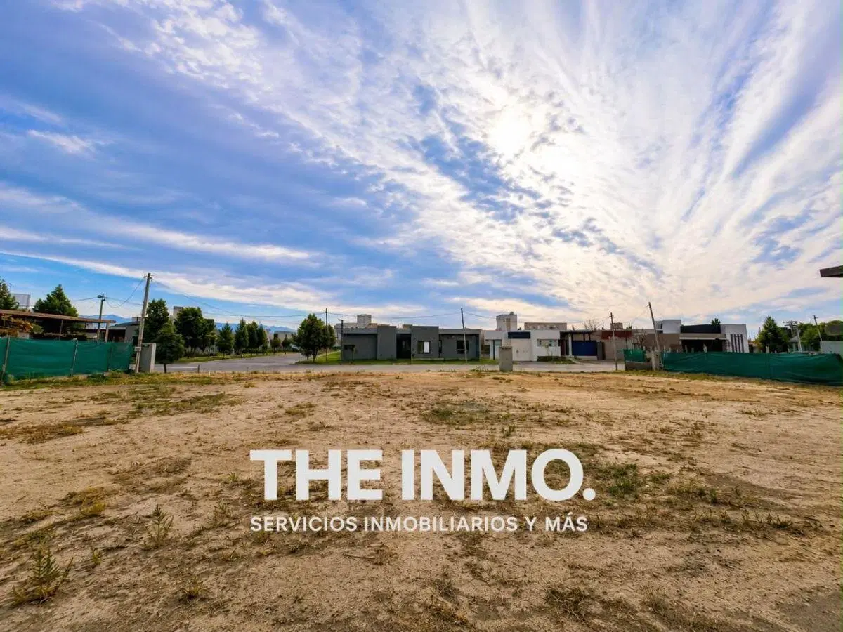 Terreno de 315 m2 en venta en Rodeo de la Cruz 3
