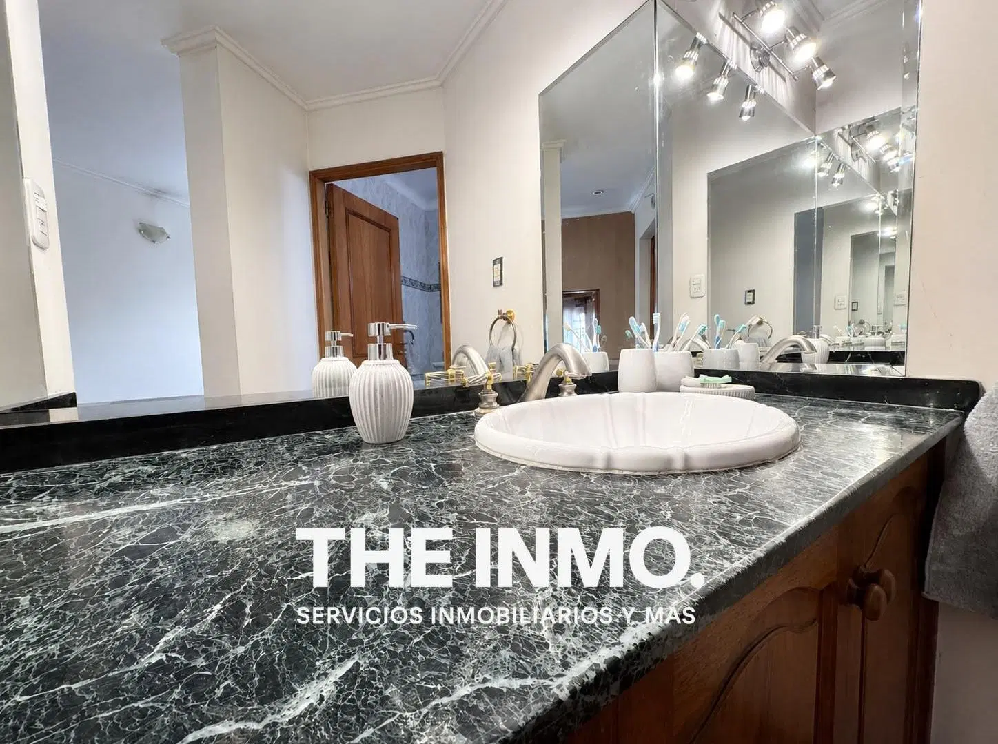 Casa de 458 m² con 3 dormitorios en venta en San José 8