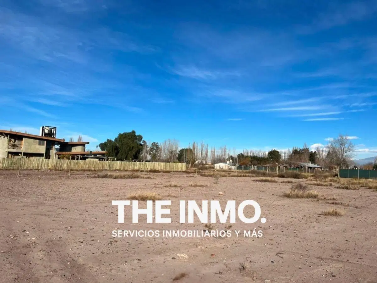 Terreno de 1000 m² en venta en Maipú 2