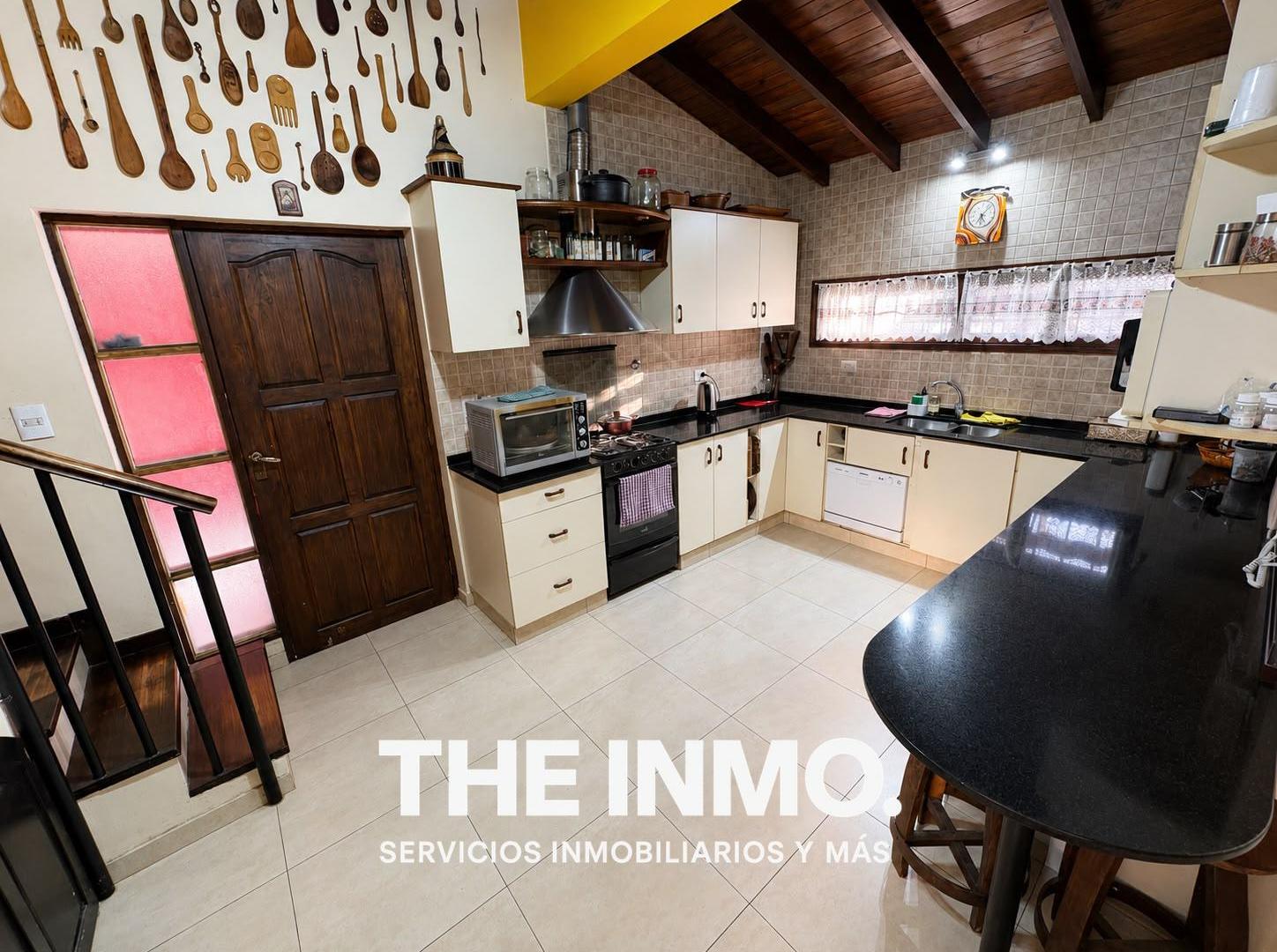 Foto de Casa de 209 m² con 3 dormitorios en venta en Villa Nueva, imagen 2