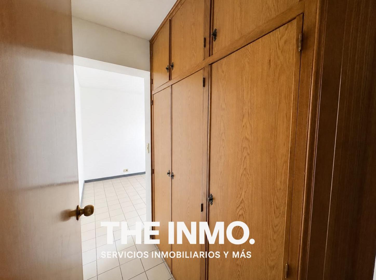 Foto de Departamento de 74 m² con 3 dormitorios en venta en Ciudad de Mendoza, imagen 2