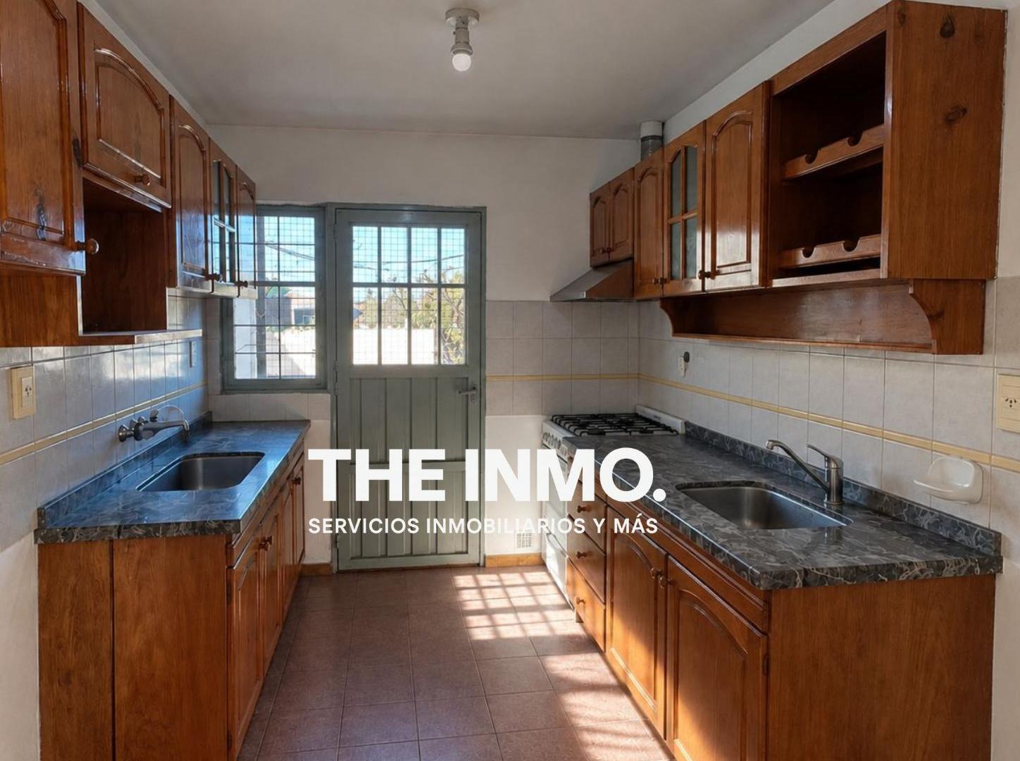 Foto de Departamento de 70 m² con 3 dormitorios en venta en Guaymallén, imagen 2