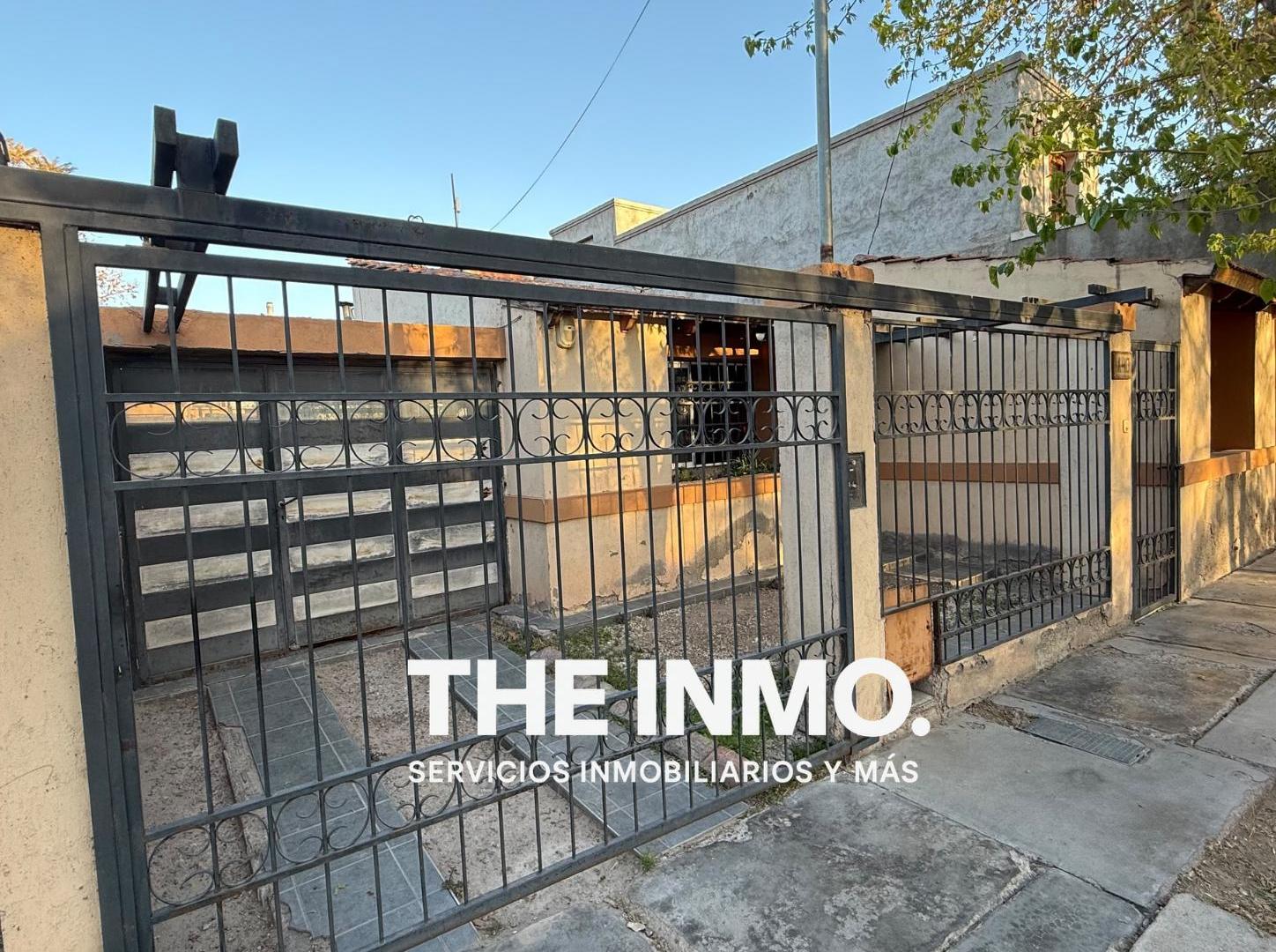Foto de Casa de 218 m² con 3 dormitorios en venta en Guaymallén, imagen 2