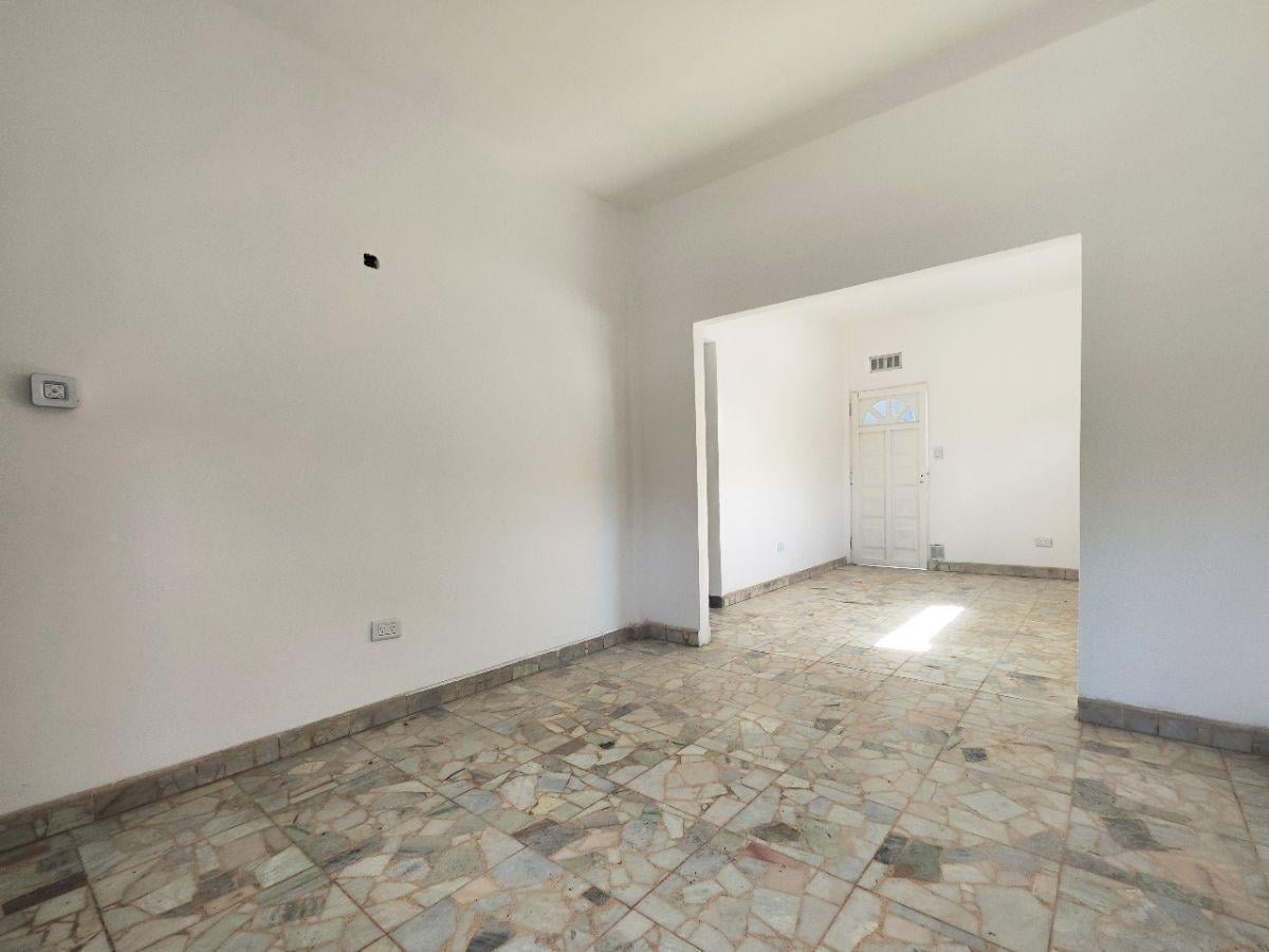 Foto de PH en Venta de 3 amb (potencial 4 amb) con garaje (apto credito), imagen 4