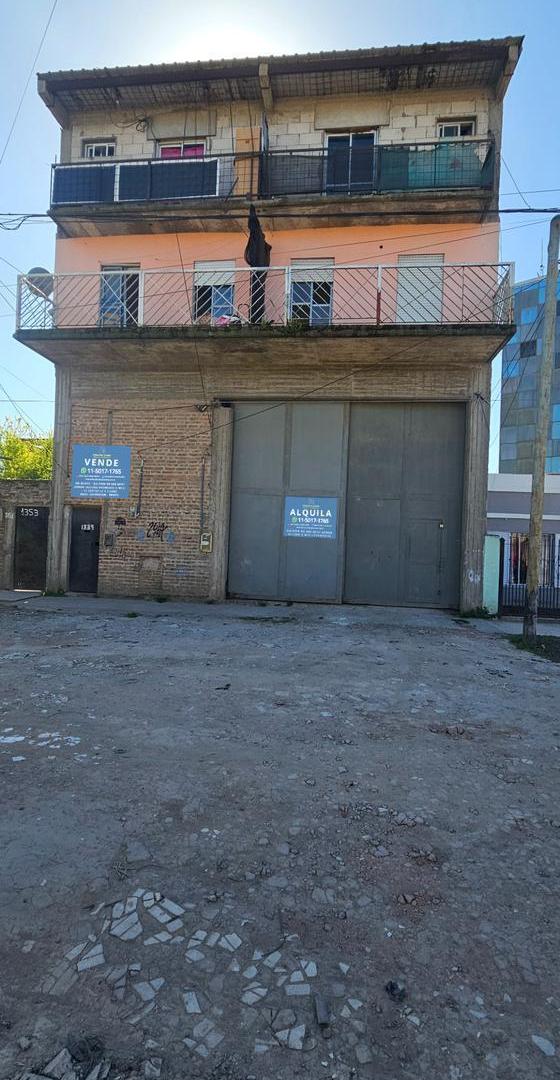 Foto de VENTA EN BLOCK GALPON CON 12 DEPARTAMENTOS, imagen 2