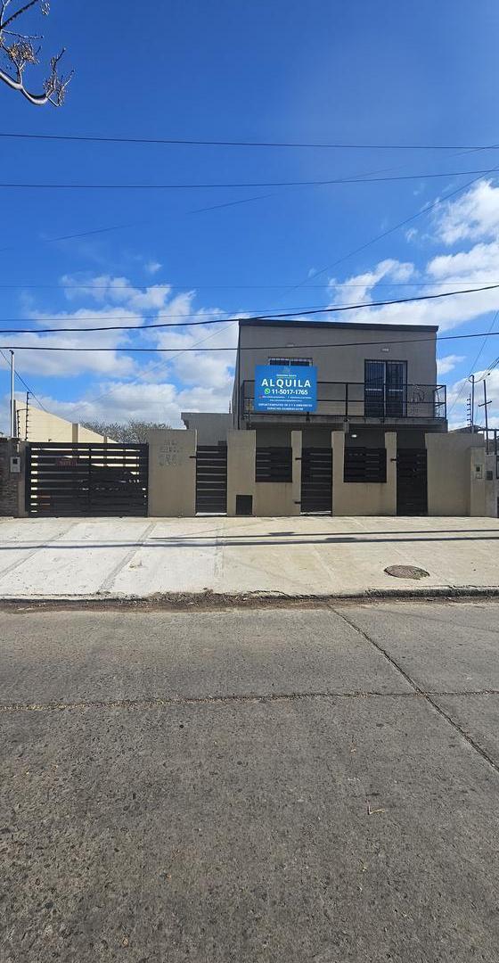Foto de COMPLEJO DE DEPTOS 2 Y 3 AMB (COCHERAS), imagen 2