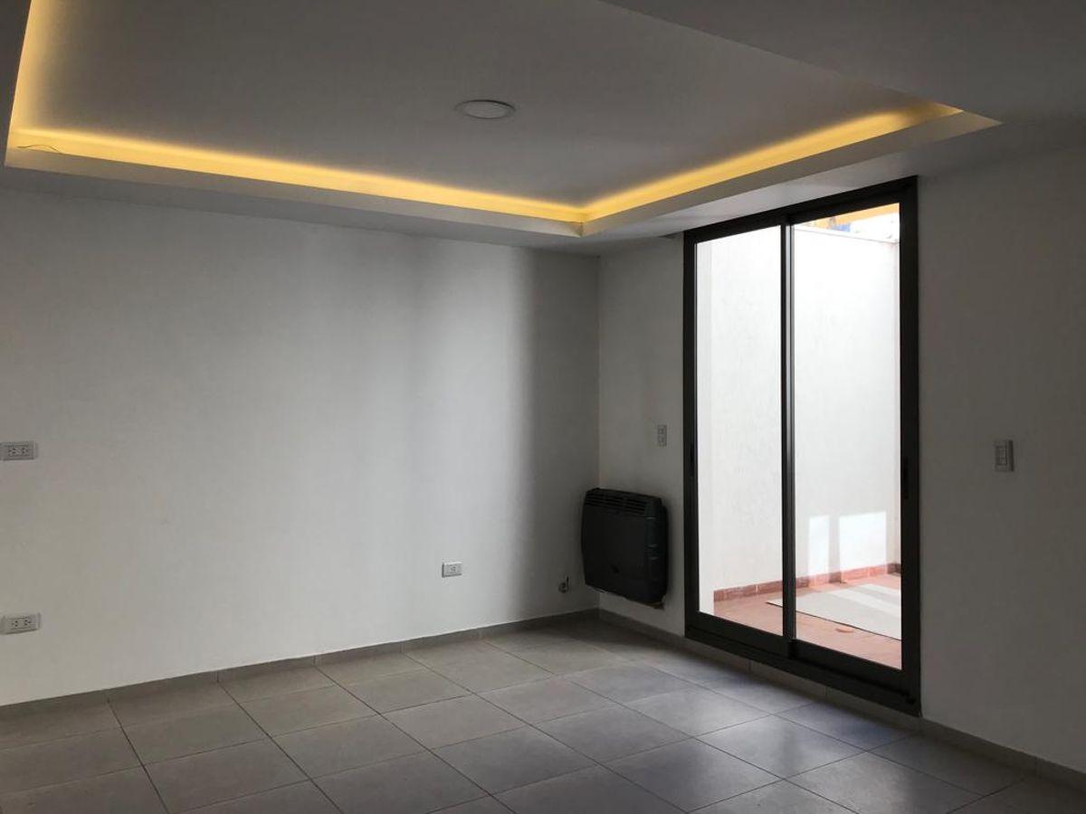 Foto de ALQUILO DUPLEX 2 DORM. 2 BAÑOS COCHERA, imagen 3