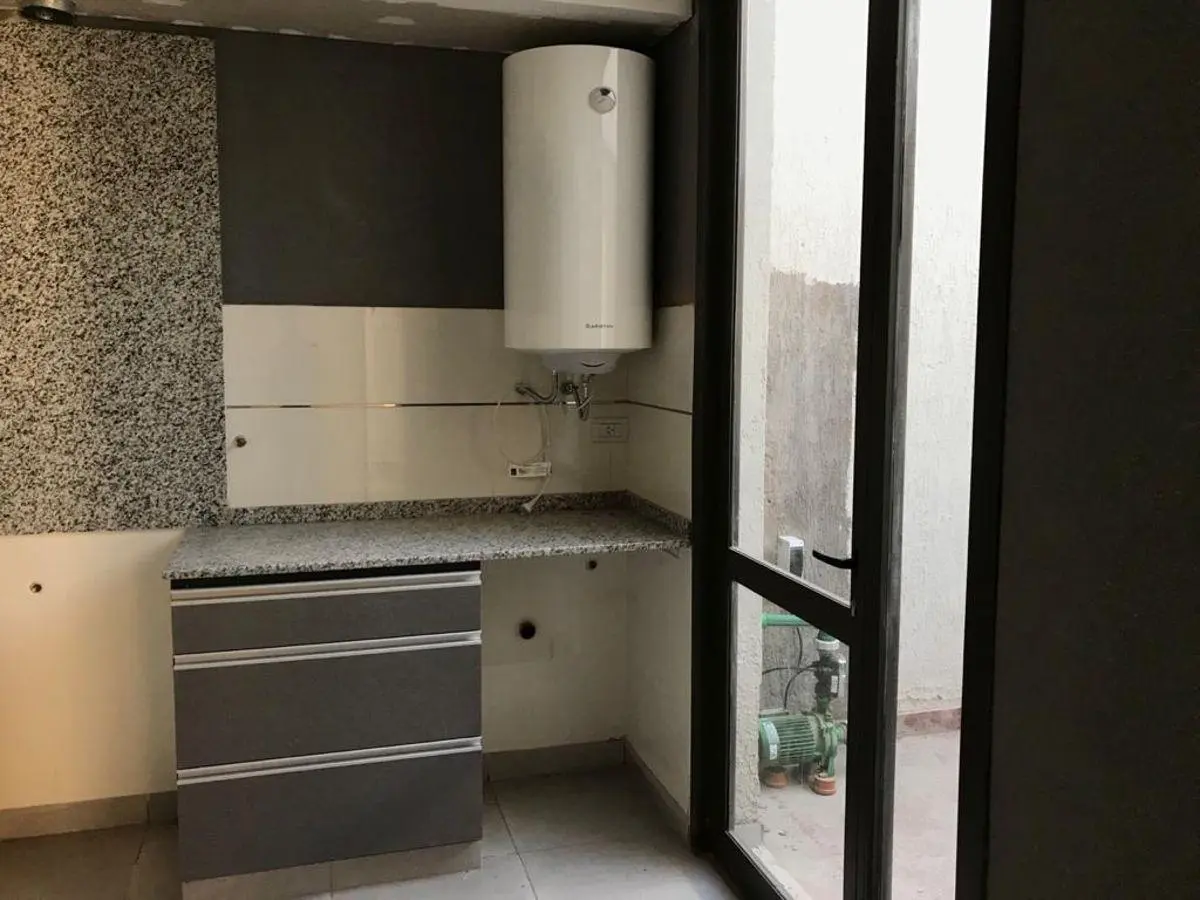ALQUILO DUPLEX 2 DORM. 2 BAÑOS COCHERA 4