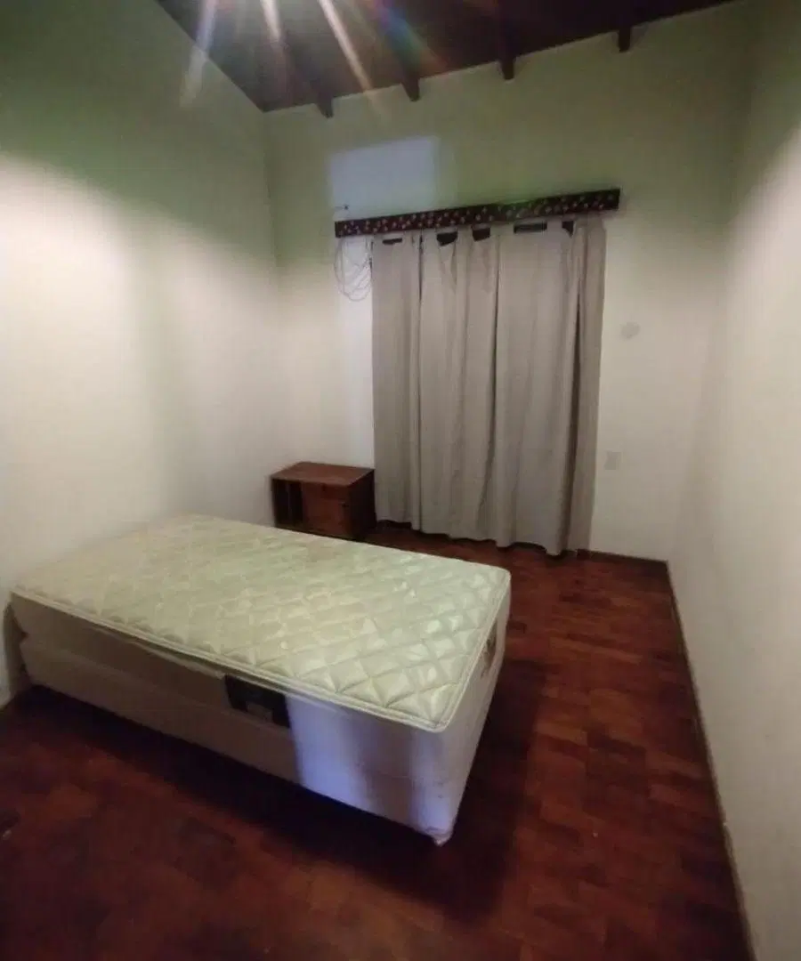 ALQUILO CASA SEXTA SECCION 3 DORMITORIOS- 2 BAÑOS COCHERA 4