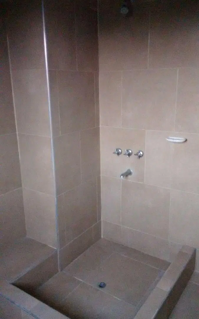 ALQUILO DUPLEX 1 DORMITORIO CON COCHERA GODOY CRUZ 5