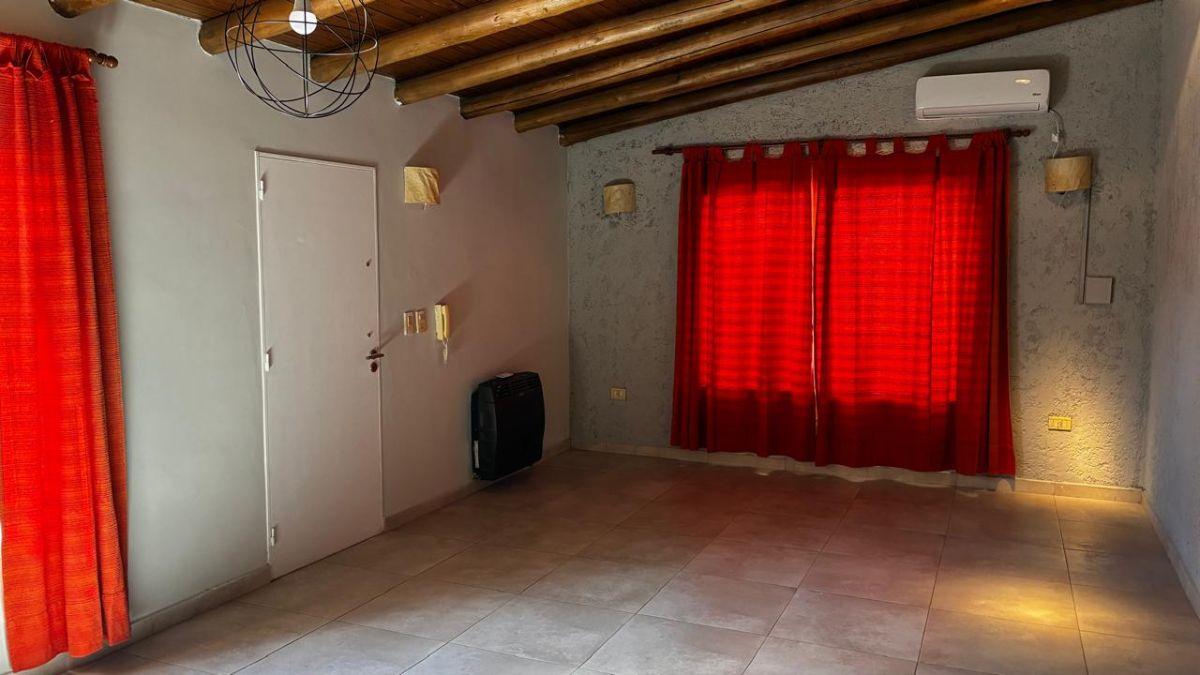 Foto de ALQUILO DPTO. 1 DORM. CON COCHERA PB LA CONSULTA, imagen 4