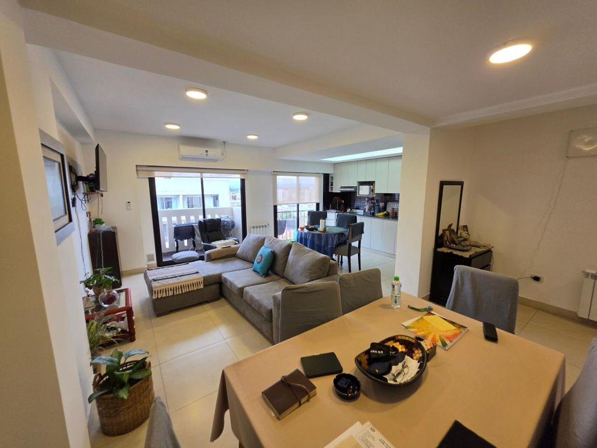 Foto de HERMOSO DEPARTAMENTO 3 DORMITORIOS AMOBLADO, CENTRO DE SALTA, imagen 5