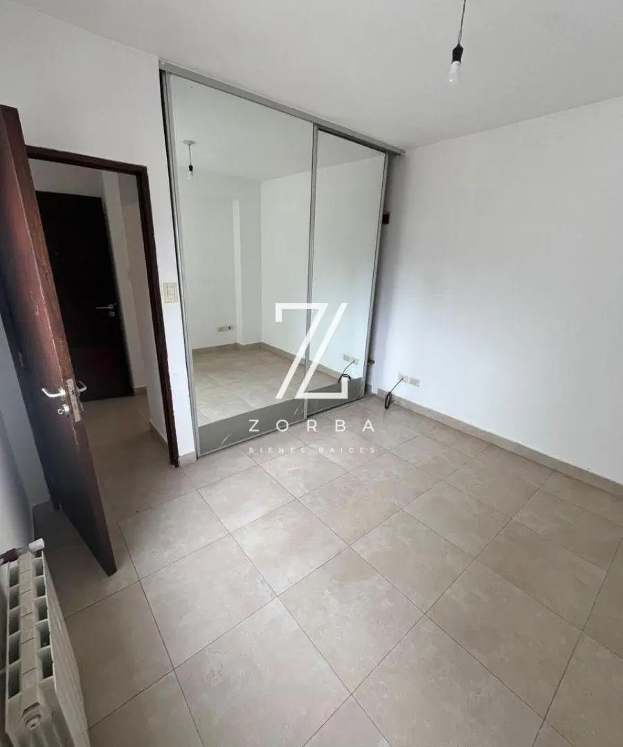 DEPARTAMENTO EN ALQUILER | Funcional, luminoso y en excelente ubicación. 4