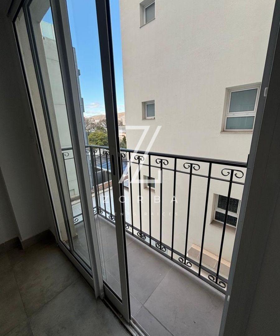 Foto de DEPARTAMENTO EN ALQUILER | Balcarce al 700, imagen 1