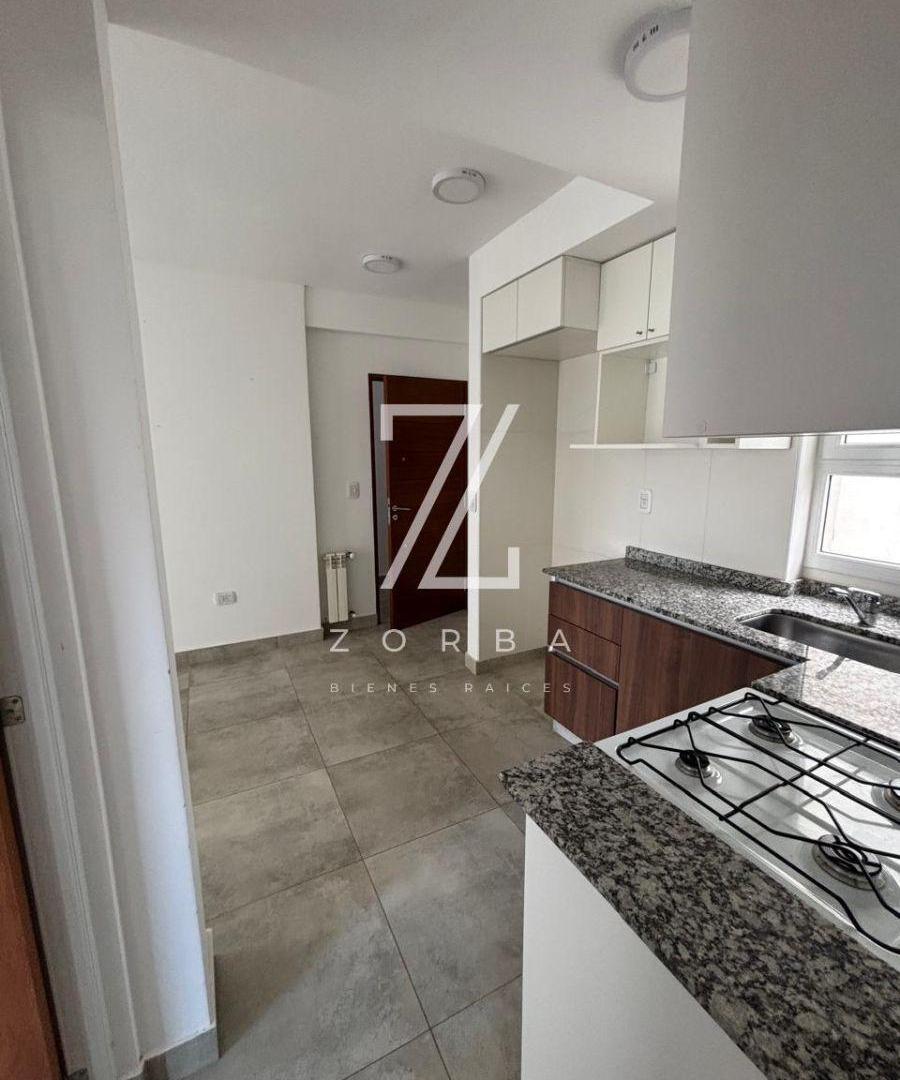 Foto de DEPARTAMENTO EN ALQUILER | Balcarce al 700, imagen 3