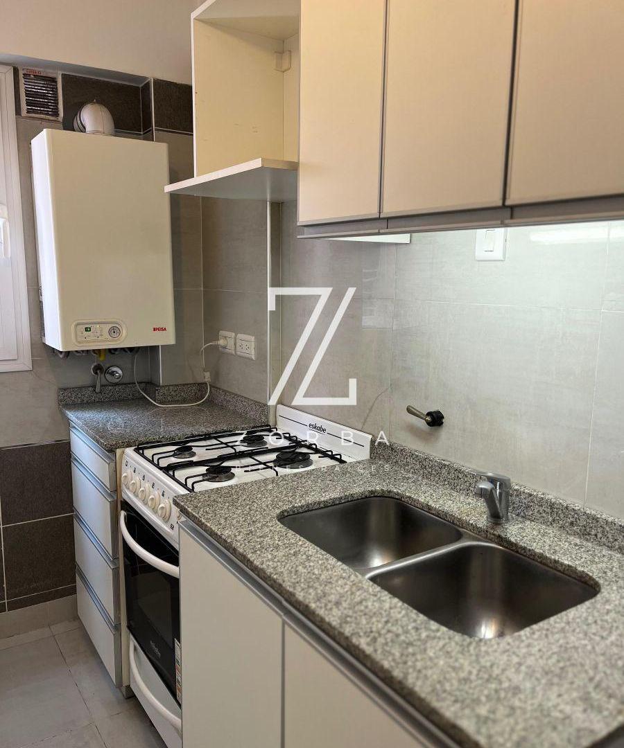 Foto de DEPARTAMENTO EN ALQUILER – AV. BELGRANO 1557, imagen 4