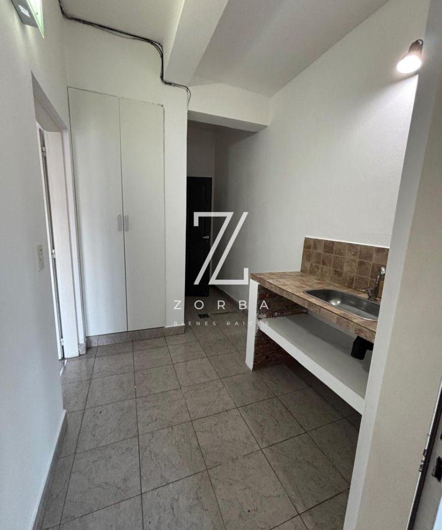 Foto de DEPARTAMENTO EN ALQUILER | Amplio, luminoso y en Jujuy, imagen 1
