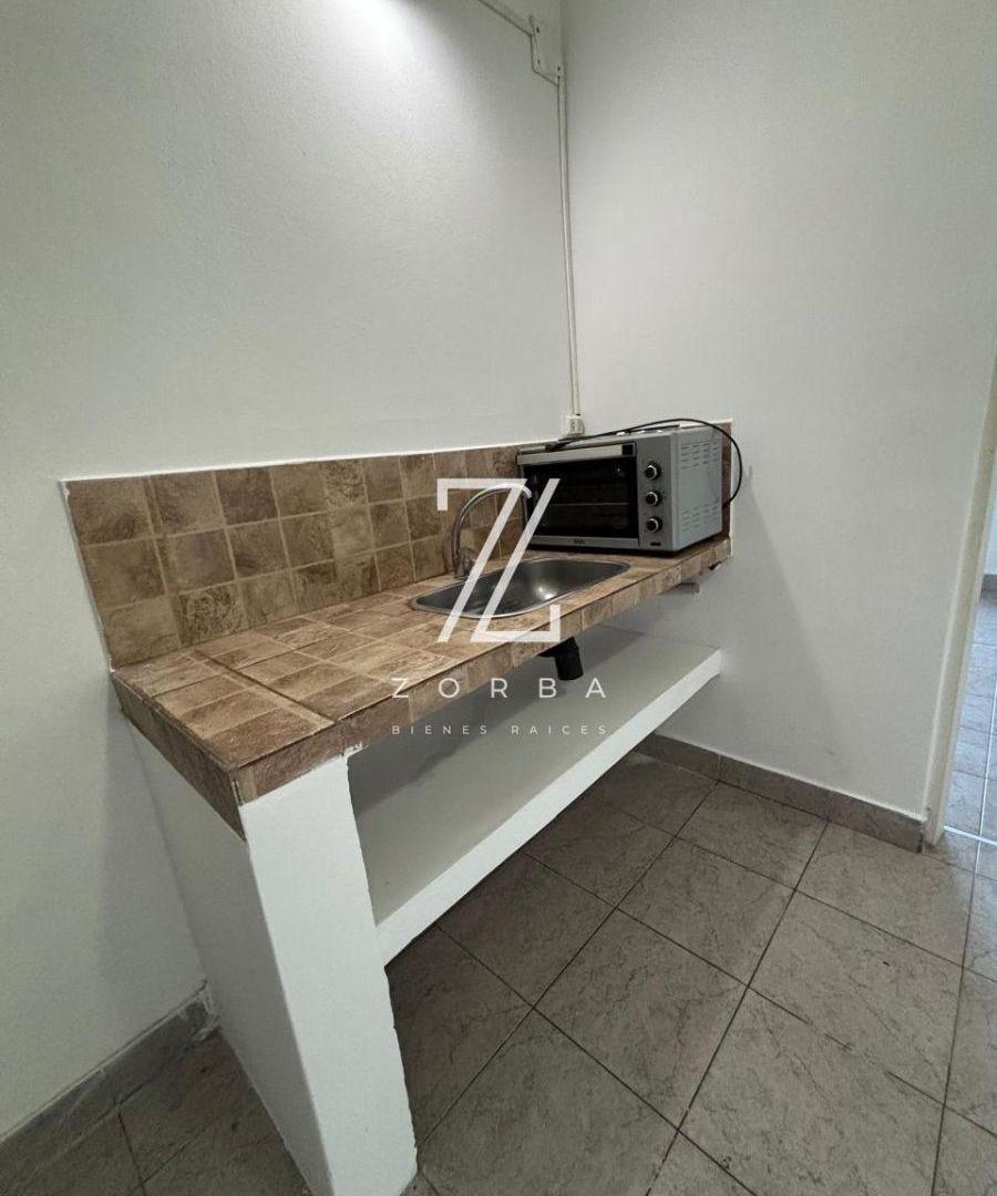 Foto de DEPARTAMENTO EN ALQUILER | Amplio, luminoso y en Jujuy, imagen 2