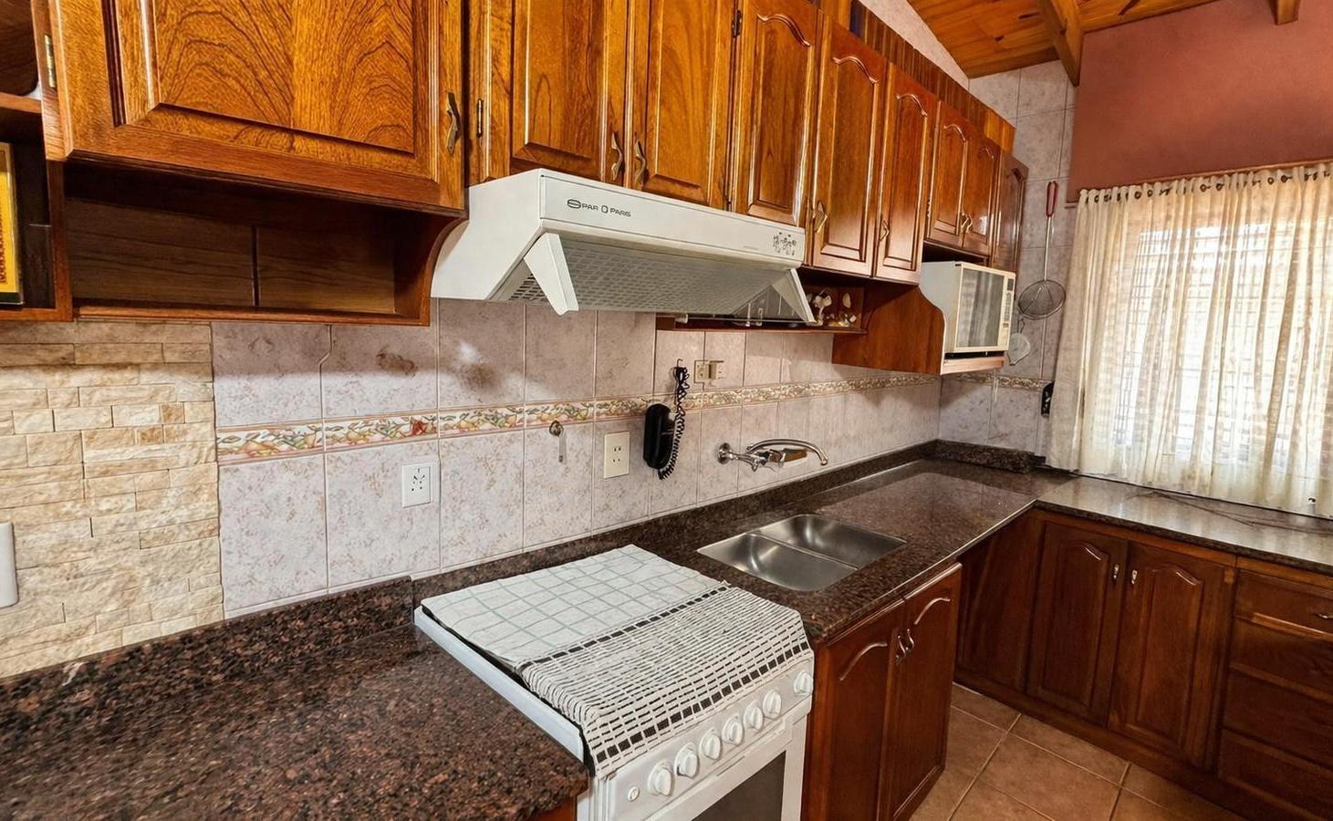Foto de Casa en Coronel Dorrego, imagen 1